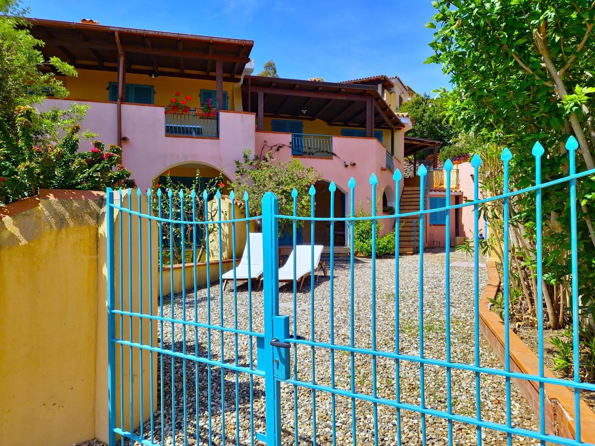 Dommos - Pintada Apartments Cala Liberotto Buitenkant foto