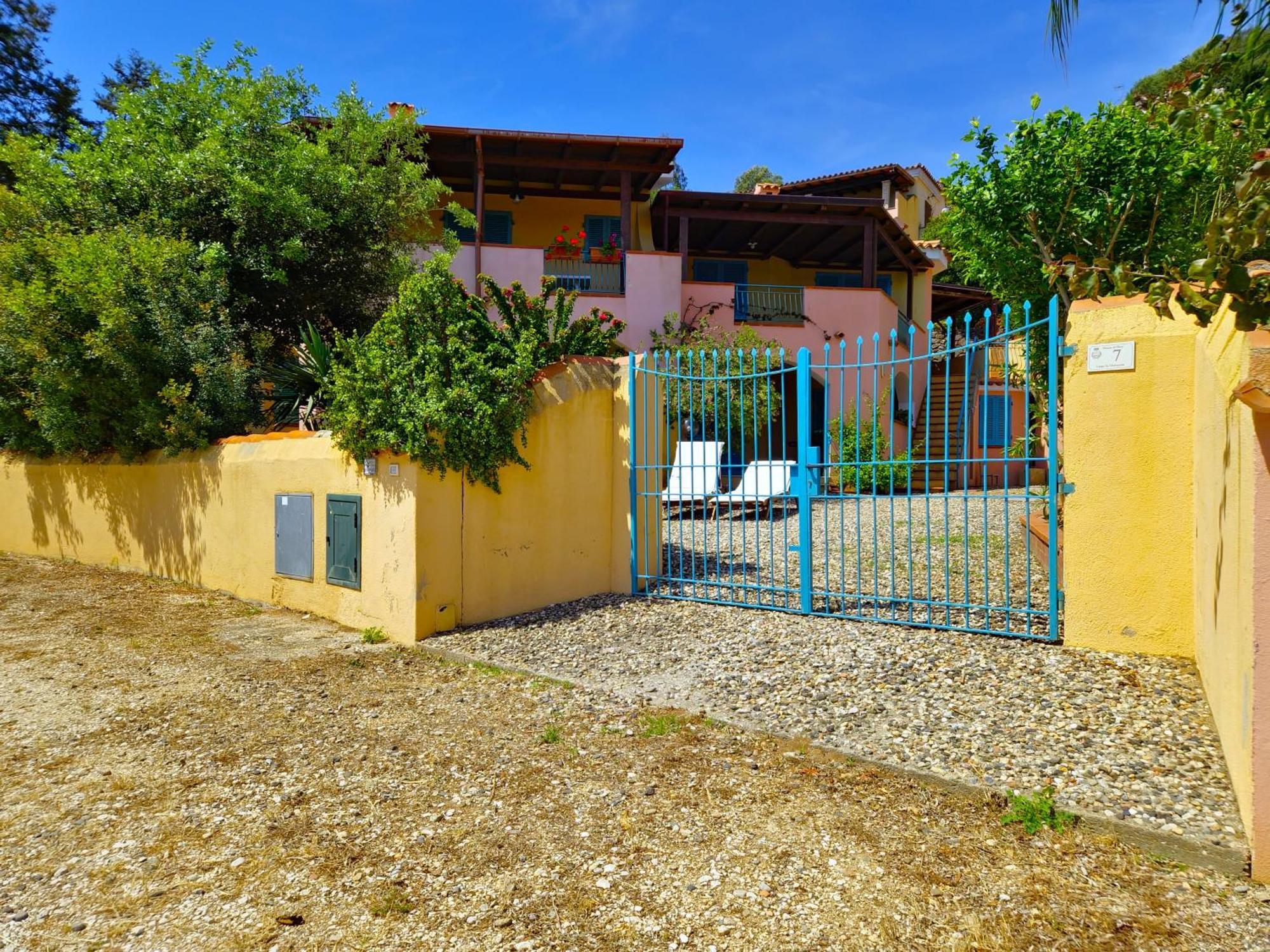 Dommos - Pintada Apartments Cala Liberotto Buitenkant foto